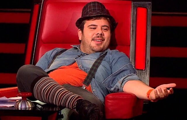  Eser Yenenler  ortada kaldı - Resim: 1