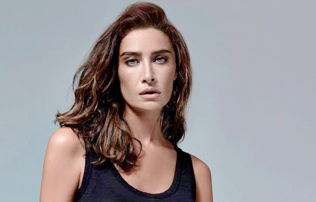 Sıla'nın imza gününde sinirler gerildi! - Resim: 2