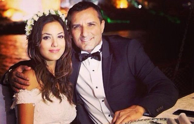 Rafet El Roman'ın kızı yaşında sevgilisine bakın sarışın bomba - Resim: 3