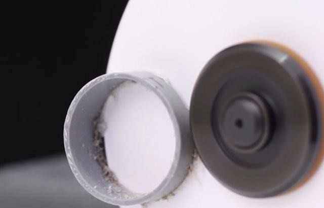 Kağıttan bıçak yaptı önüne gelen her şeyi kesti inanılmaz - Resim: 2