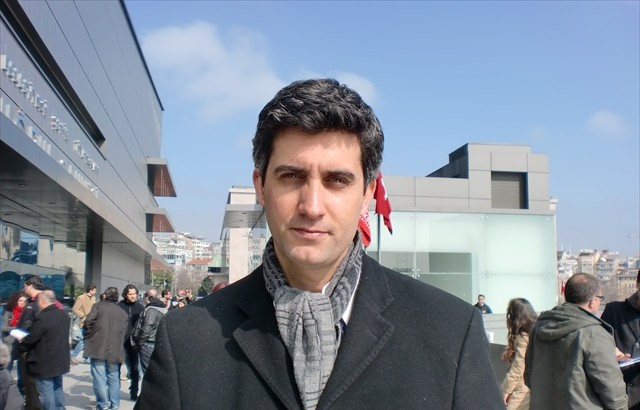 Memet Ali Alabora bakın nerede ortaya çıktı - Resim: 1