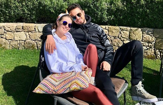 Murat Boz Aslı Enver cephesinde her şey yolunda  - Resim: 1