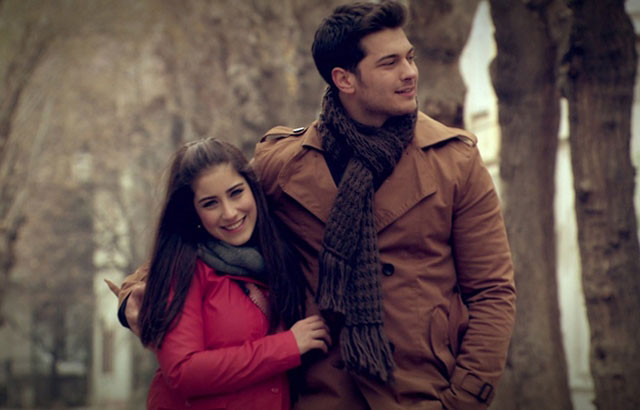 Gerçek yıllar sonra ortaya çıktı! Çağatay Ulusoy ile Hazal Kaya... - Resim: 4