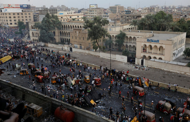 Irak'ta polis göstericilere ateş açtı! Onlarca ölü ve yaralı var - Resim: 2