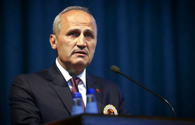 Ankara-Sivas arası 2 saate iniyor! Ulaştırma Bakanı Turhan açıkladı - Resim: 0