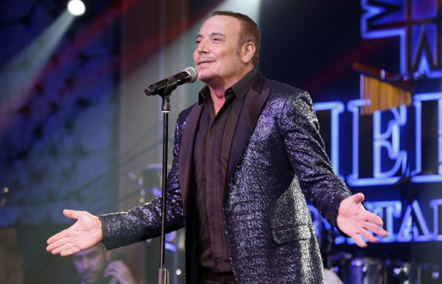 76 yaşındaki Ajda Pekkan dudak dudağa! O ünlü isimle sahne arkasında bakın nasıl yakalandı - Resim: 2