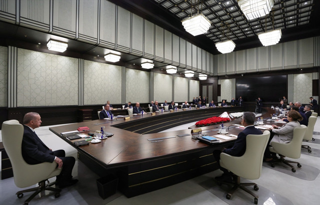 Cumhurbaşkanlığı Kabinesi toplandı! Milyonların beklediği açıklamayı Erdoğan yapacak EYT, sözleşmeliler, taşeron işçiler... - Resim: 0