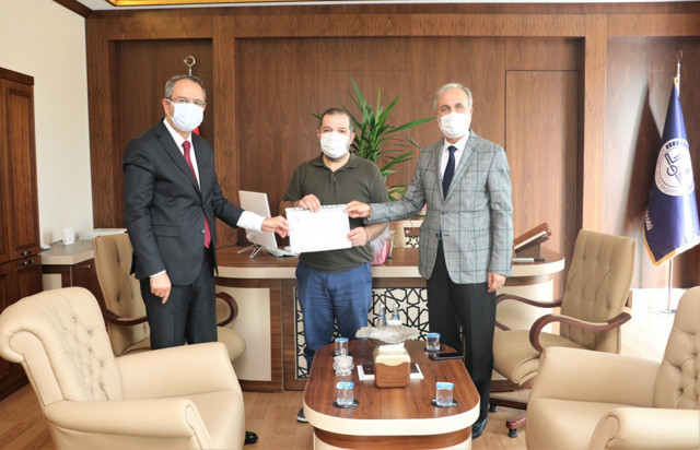 Sultanbeyli Kaymakamı Metin Kubilay Diyanet personelinin Camiler ve Din Görevlileri Haftasını kutladı - Resim: 1