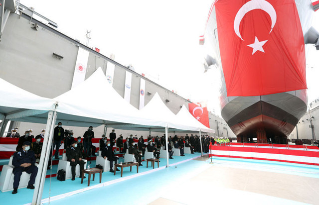 10 bin tonluk yüzer havuz TSK’nın hizmetine girdi Akdeniz ve Ege kıyılarındaki en büyüğü - Resim: 1