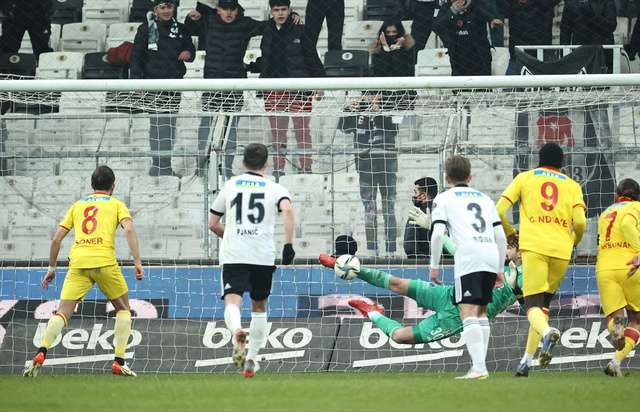 Beşiktaş Göztepe maçı golleri ve geniş özeti - Resim: 0