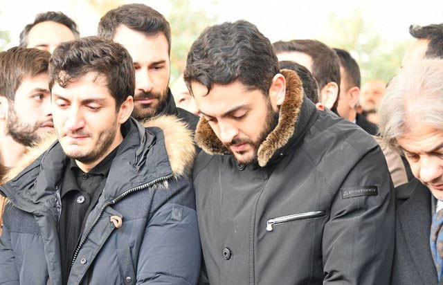 Burhan Çaçan son yolculuğuna uğurlandı çocukları gözyaşlarına boğuldu - Resim: 0