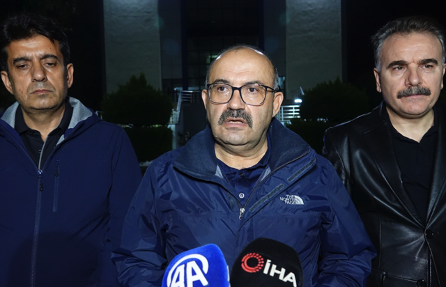 Balıkesir'de 2 kişiyi öldürüp 2'si polis 7 kişiyi yaralayan şüpheli etkisiz hale getirildi - Resim: 1