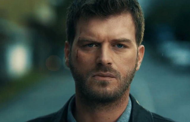 Çarpışma'nın yıldızı Kıvanç Tatlıtuğ'dan şoke eden itiraf!  - Resim: 1