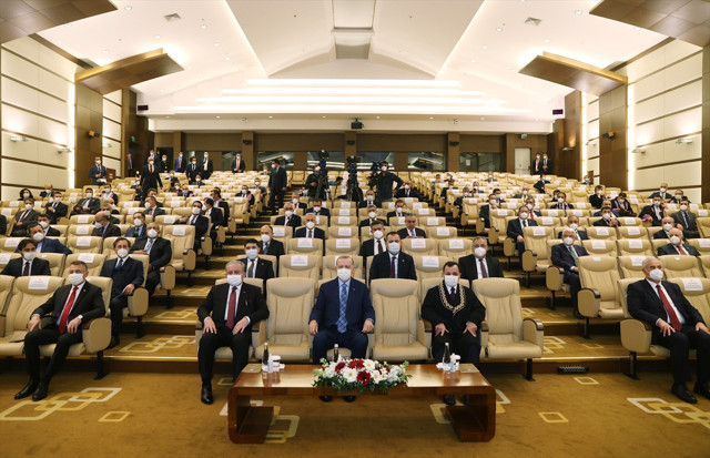 Son dakika AYM Başkanı Zühtü Arslan'dan anayasa uyarısı - Resim: 1