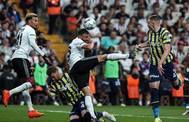 Beşiktaş Fenerbahçe maçında gol sesi çıkmadı! Ezeli rekabette puanlar paylaşıldı - Resim: 5