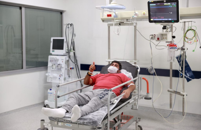 Kızının çağrısıyla İsveç'ten getirilen Emrullah Gülüşken taburcu oldu - Resim: 0