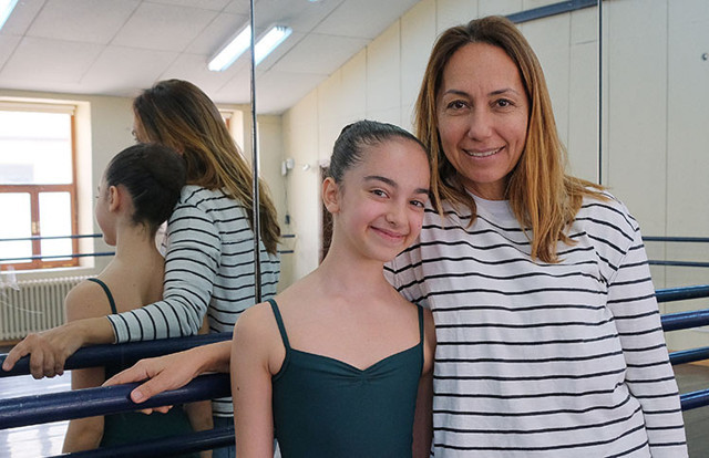 13 yaşındaki balerin Mercan, dünyanın en prestijli okuluna seçildi - Resim: 1