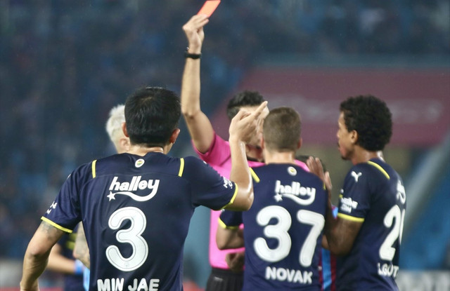 Trabzonspor Fenerbahçe maçı golleri ve geniş özeti - Resim: 0