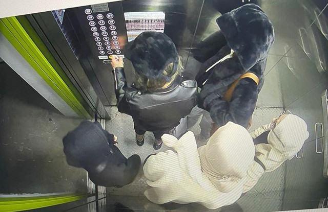 'Turnike' arızasını fırsat bildiler, siteye dadandılar: Kadınlar 80 bin TL’lik vurgun yaptı! - Resim: 0