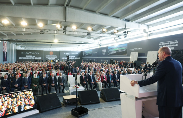 Cumhurbaşkanı Erdoğan: Açılan her fabrika ihracatımıza yeni ivme kazandırıyor - Resim: 1