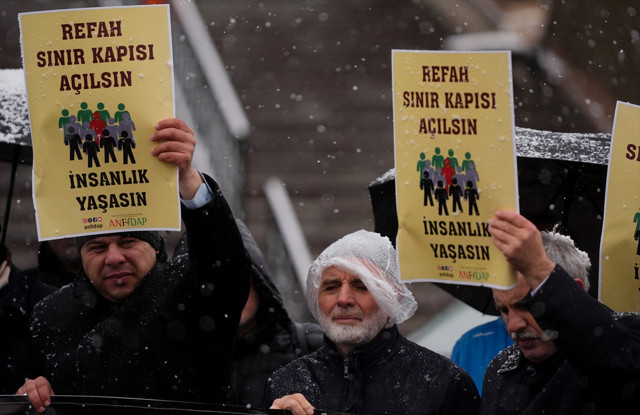 Mısır'ın Ankara Büyükelçiliği önünde protesto: "Refah Sınır Kapısı açılsın" - Resim: 1
