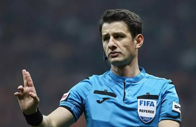 Süper Lig hakemi düdüğünü astı! - Resim: 0