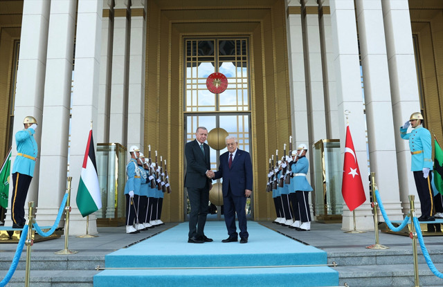 Külliye'de kritik görüşme! Cumhurbaşkanı Erdoğan, Abbas ile bir araya geldi - Resim: 0