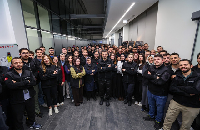 Türkiye'nin ilk yörünge transfer aracı FGN-TUG-S01 uzayda! Selçuk Bayraktar'dan açıklama - Resim: 1