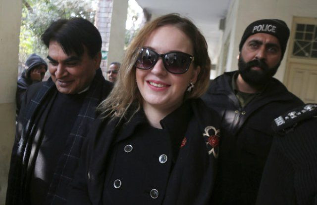 Seksi mankene uyuşturucu kaçakçılığından 8 yıl hapis - Resim: 3