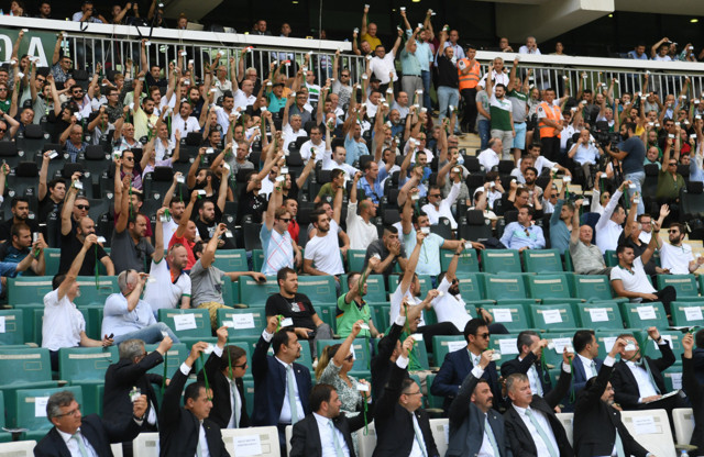 Bursaspor'da yeni başkan belli oldu! Mestan ve yönetimi seçildi - Resim: 3