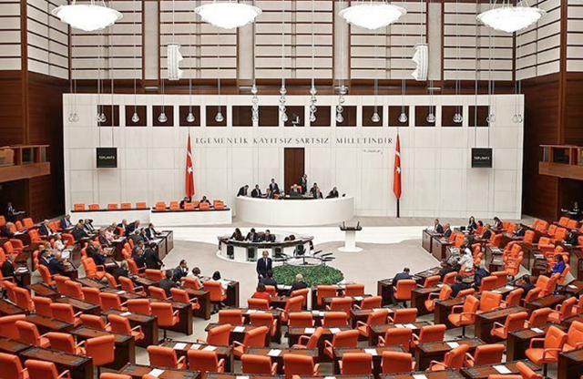 Eski Adalet Bakanı Ergin’den İlker Başbuğ’a yanıt: Yasama çalışmaları kriminalize edilemez - Resim: 2