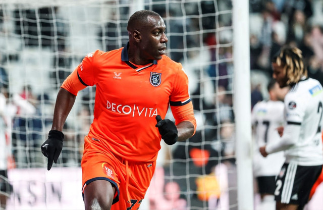 Beşiktaş iki kez geriye düştüğü maçta Başakşehir'le 2-2 berabere kaldı - Resim: 0