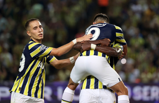 Kadıköy'de gol yağmuru tam 6 gol! Fenerbahçe bir puanı 90+2'de aldı - Resim: 3