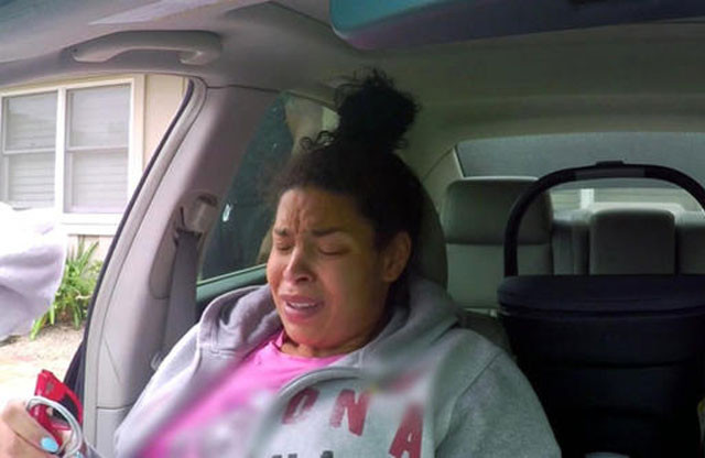 Ünlü şarkıcı kameralar önünde doğum yaptı! İşte o anlar... - Resim: 3