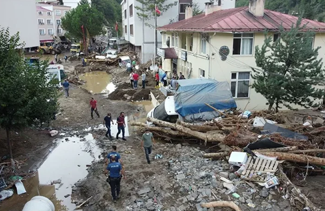 Son dakika Giresun'daki sel felaketinde 1 kişinin daha cansız bedeni bulundu - Resim: 0