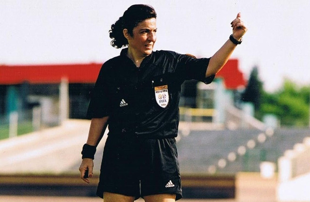 Türk futbolunda deprem! Merkez Hakem Kurulu istifa etti! Hakemlerin patronu ilk kez bir kadın olacak - Resim: 1