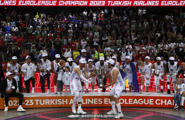 Olympiakos'u deviren Real Madrid 11.kez EuroLeague şampiyonu oldu - Resim: 0