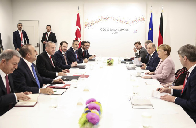 Erdoğan Merkel ile görüştü - Resim: 0