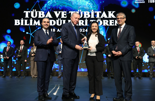 Cumhurbaşkanı Erdoğan: Türkiye, Türkiye'den daha büyüktür - Resim: 2