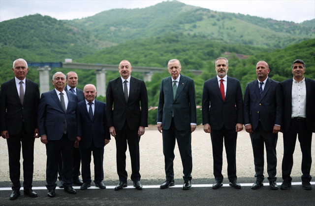 Cumhurbaşkanı Erdoğan ve Aliyev, Laçın Uluslararası Havalimanı'nın açılışını yaptı - Resim: 0