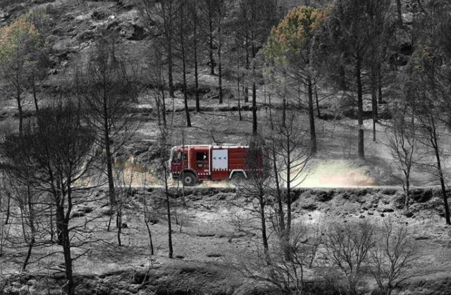 Kıyamet gibi yangından son anda koşarak kurtuldu! Dünya bu adamı konuşuyor - Resim: 1