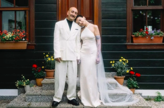 Melike Şahin kimdir, kaç yaşında, aslen nereli? Kiminle evlendi eşi kimdir? - Resim: 0