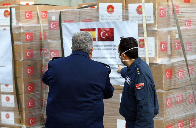 İspanya ve İtalya'ya yardım sonrası Türkiye'ye teşekkür yağdı - Resim: 1