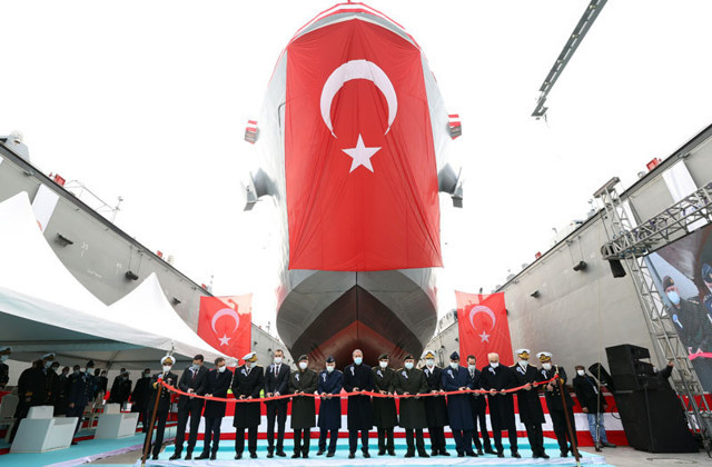 10 bin tonluk yüzer havuz TSK’nın hizmetine girdi Akdeniz ve Ege kıyılarındaki en büyüğü - Resim: 0