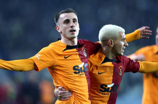 Galatasaray Fenerbahçe'yi Kadıköy'de 3-0 yendi! Fenerbahçe tarihi hezimet yaşadı - Resim: 2