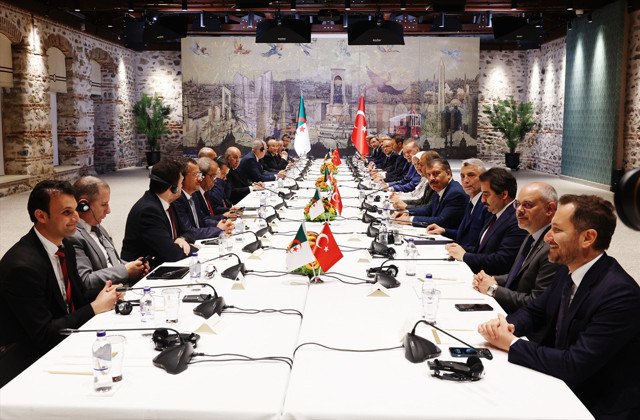 Cumhurbaşkanı Erdoğan ile Cezayir Cumhurbaşkanı Tebbun'un görüşmesi sona erdi - Resim: 2