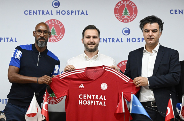 Tuncay Şanlı, Ümraniyespor ile sözleşme imzaladı: "Anelka'nın da burada olması beni heyecanlandırdı" - Resim: 2