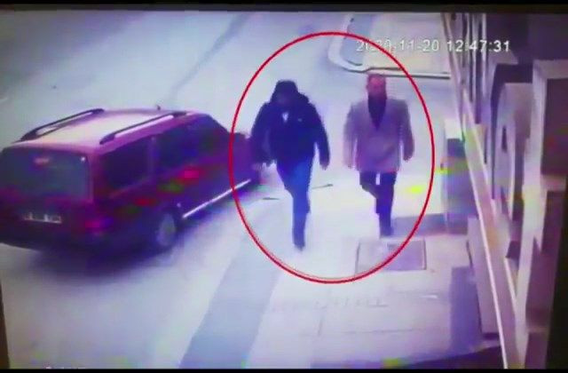 Sultanbeyli'de eski sevgilisinden para almak isteyen kadın iş yerini kurşunlattı - Resim: 4