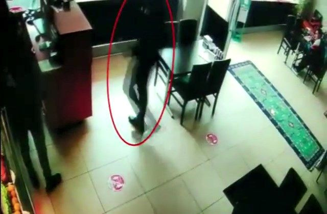 Sultanbeyli'de eski sevgilisinden para almak isteyen kadın iş yerini kurşunlattı - Resim: 2