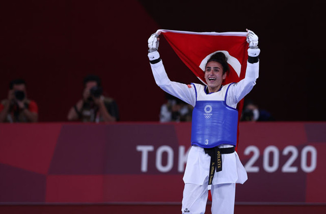 Türkiye'nin 2020 Tokyo Olimpiyat Oyunları'ndaki ilk madalyası tekvandodan - Resim: 1